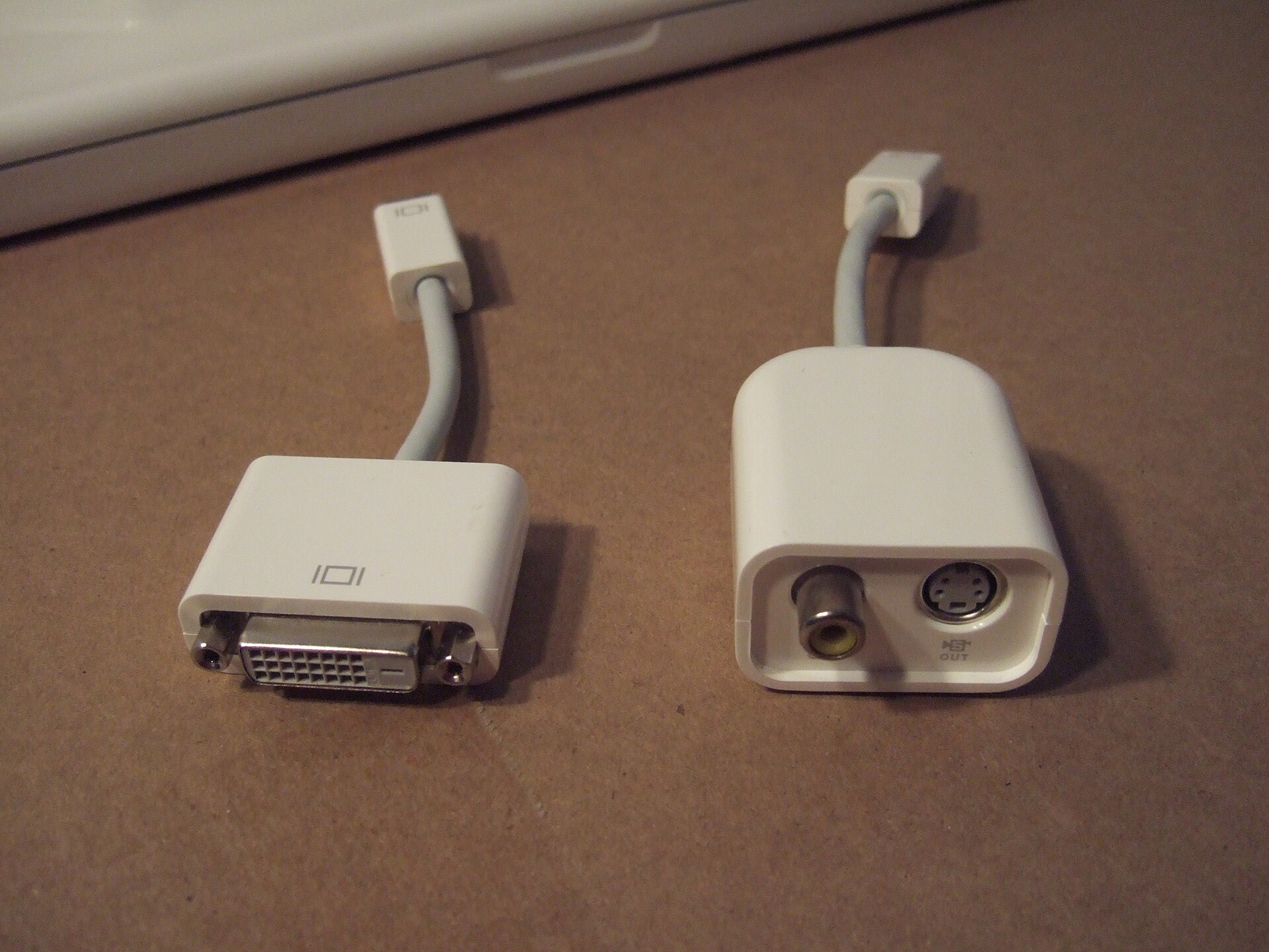 usb bluetooth adapter dongle in a real-world setting